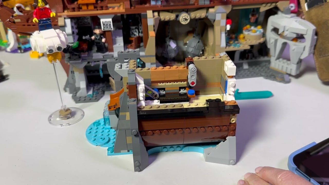 LEGO Ideas 21363 Goonies, пакет 17
