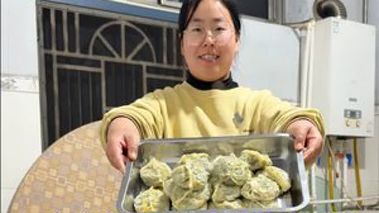 看看河北农村95年媳妇今天晚上给爷孙三代做的啥饭菜#蒸饺 #饺子 #抖音美食推荐官 #家常饭菜 #新农人计划2026 @DOU+上热门 @DOU+小助手 @抖音小助手