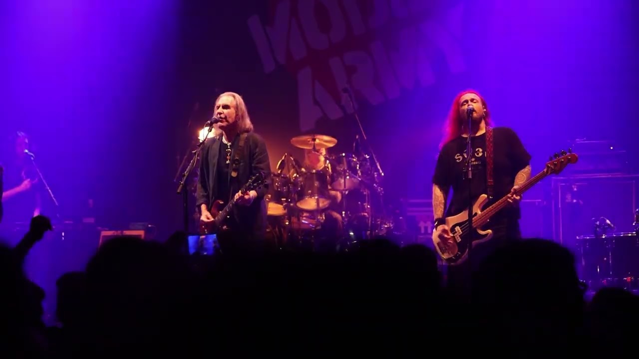 New Model Army - Lille 2025 - Never arriving