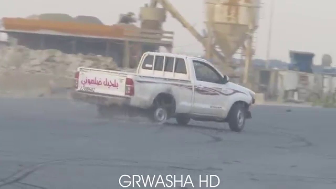 استعراض تدلع بالبحريه - تصوير قروشه