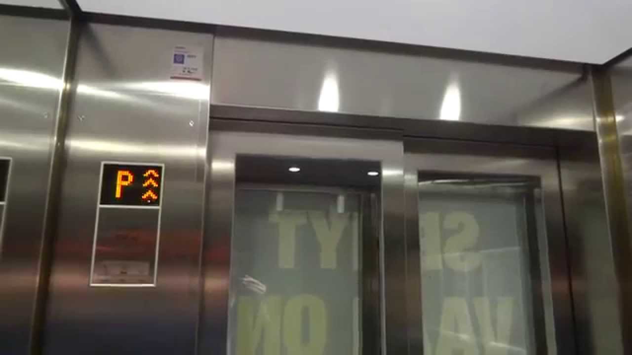 KONE (mod.) Traction Elevators @ Forum Shopping Mall, Helsinki, Finland.