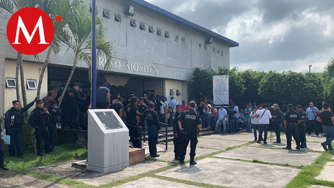 Tras riñas y paro de custodios, trasladan a reos de penal de Morelos