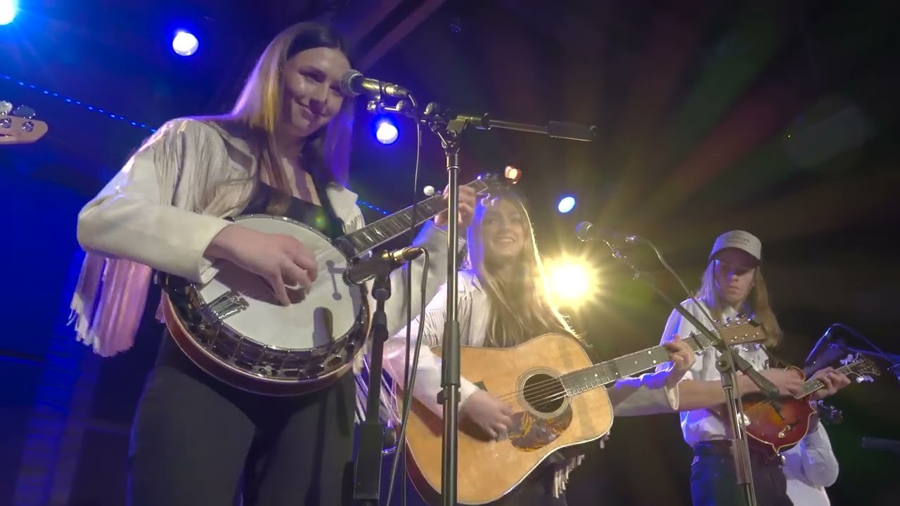 Theme Time - The Sullivan Sisters at Evanston SPACE