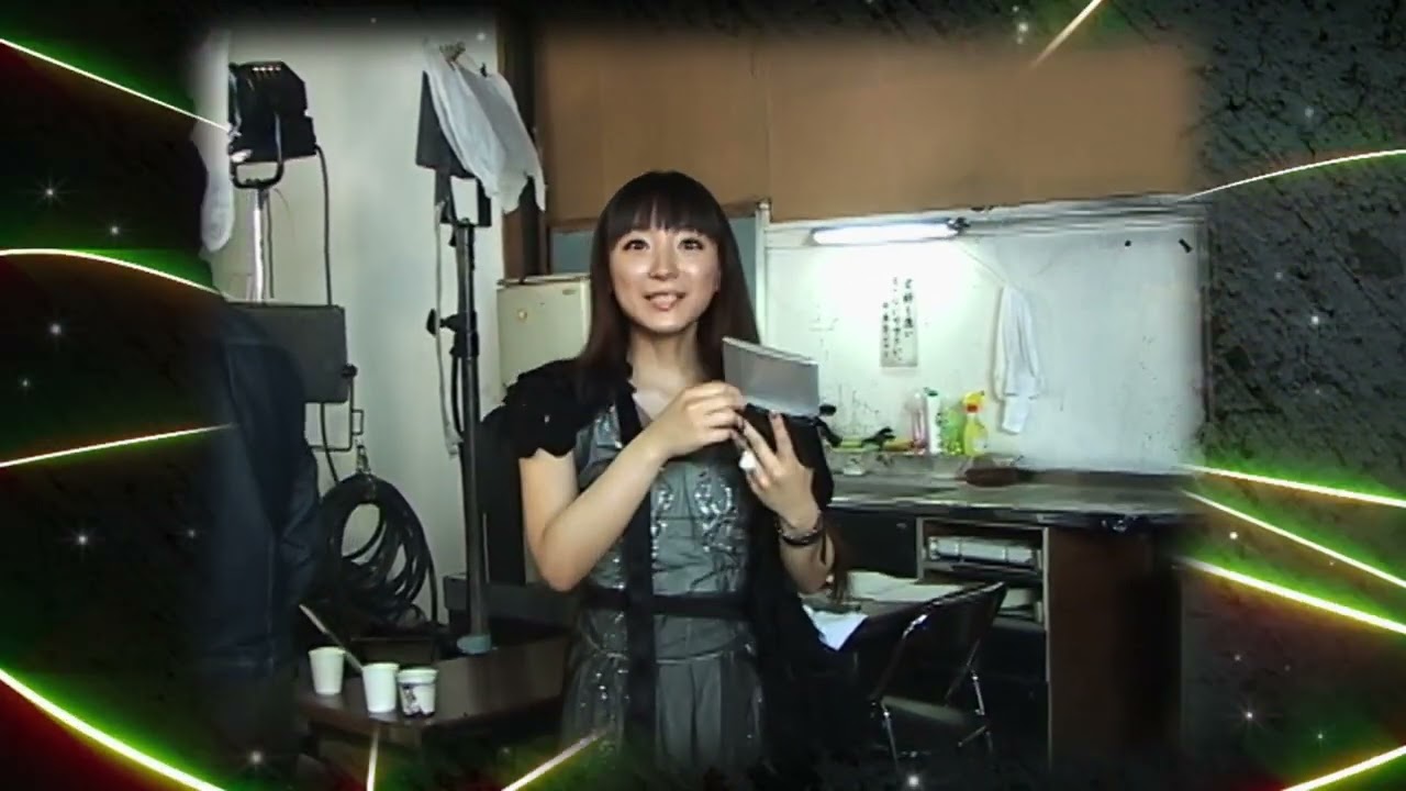Horie Yui talks about her Animal Crossing town [English and Romaji Subs]