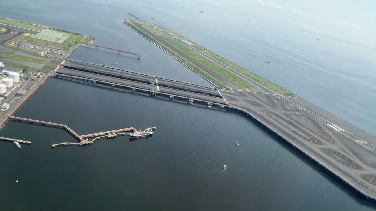 羽田空港RWY16Rを離陸して、RWY05、富津岬、三浦半島、江ノ島を左に眺めながら富士山まで