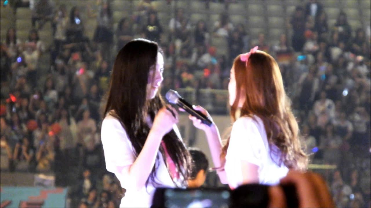 (fancam) 140815 SMTOWN Seoul Ending ' JESSICA & KRYSTAL ' #jungsisters #jek #snsd #fx #taeyeon