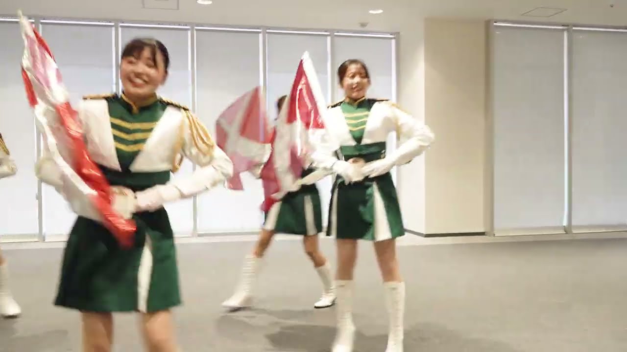 ❤️京都美人女性警察官💖ショートフラッグ演技 『Happiness』ARASHI　京都府警察音楽隊　#京都府警