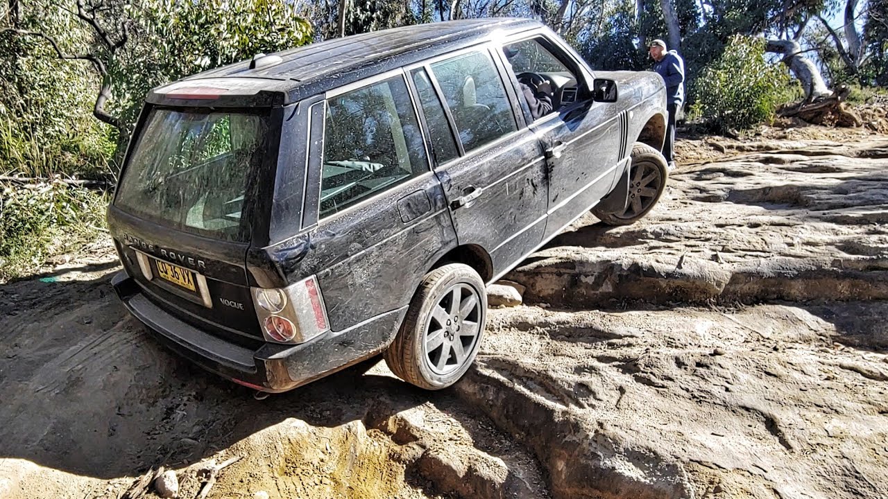 The Unusual Suspects Off Road Spanish Steps - Range Rover L322 & Mitsubishi L300 Express