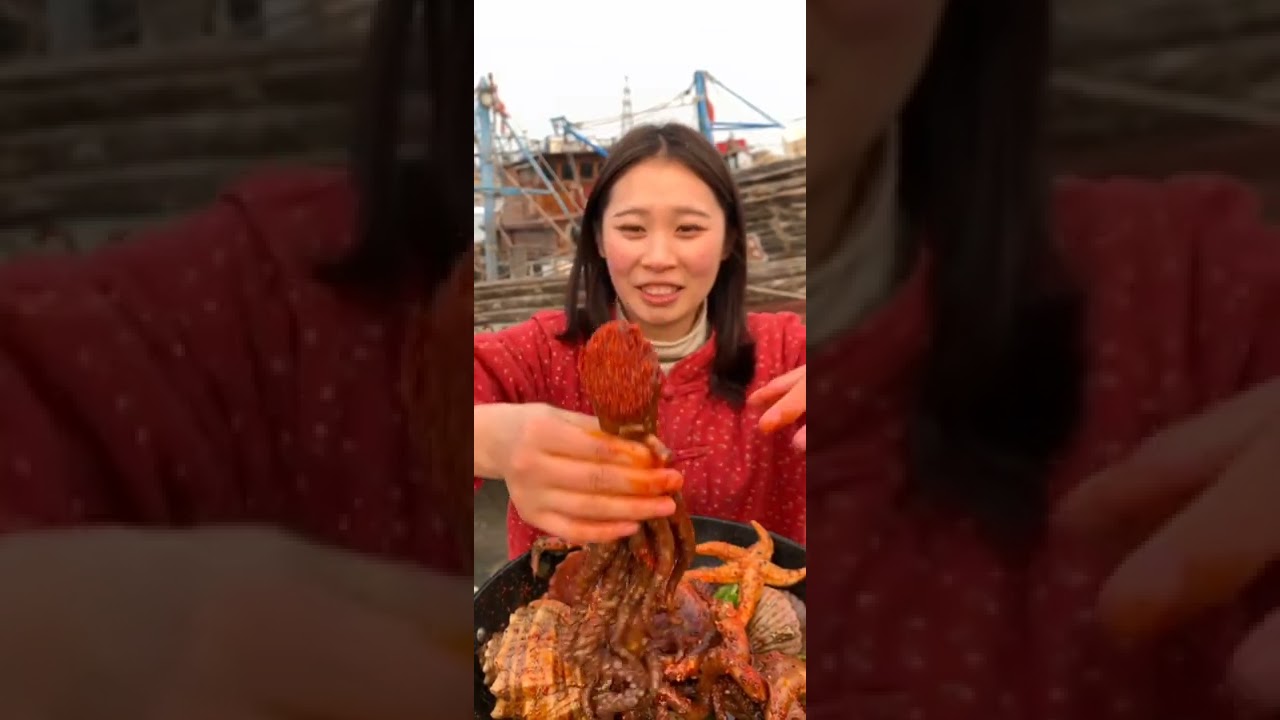 Strange seafood, blue shrimp, strange food Chinese Food Eating Show