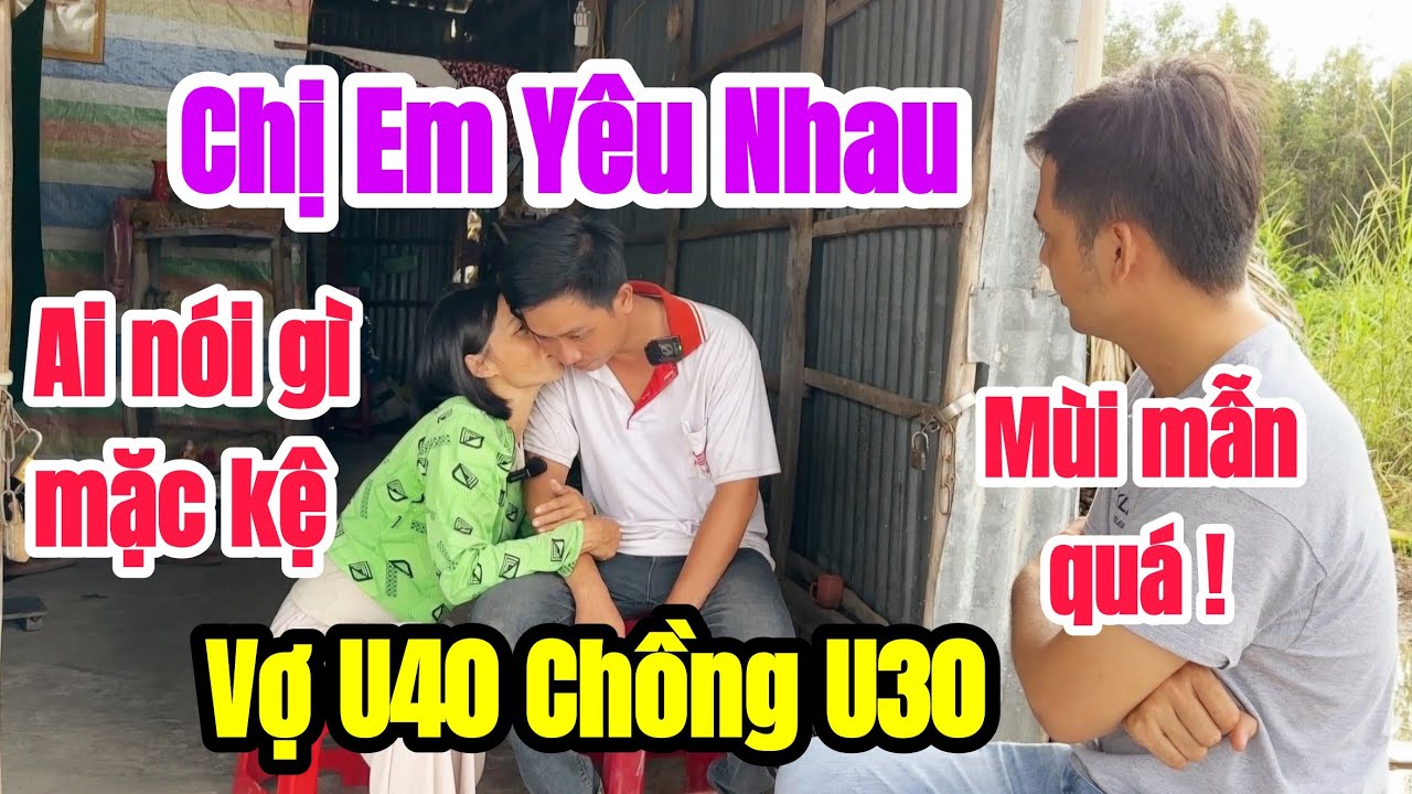 Bắt gặp chuyện LẠ THƯỜNG của cặp đôi 