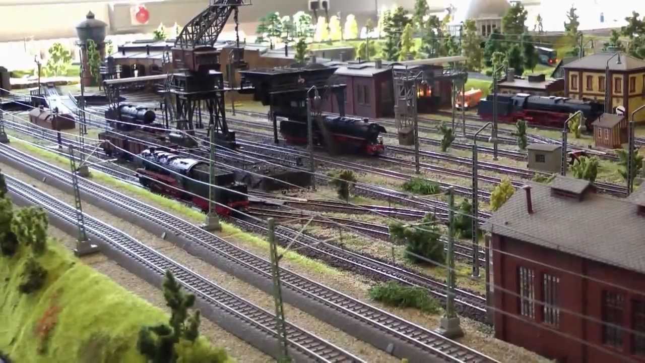 Die neue Märklin Modellbahn - Messeanlage 2012 2013