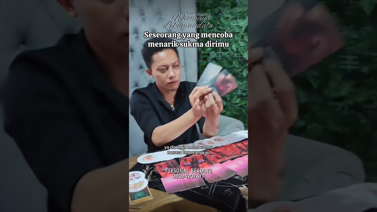 SESEORANG MENCOBA MENARIK SUKMA DIRIMU