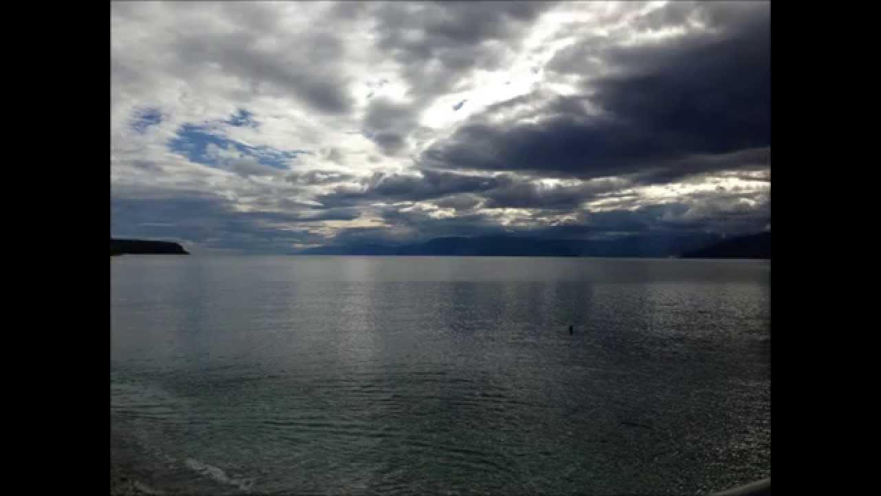 Winter walk from Old Town through Arvanitia to Karathona beach
