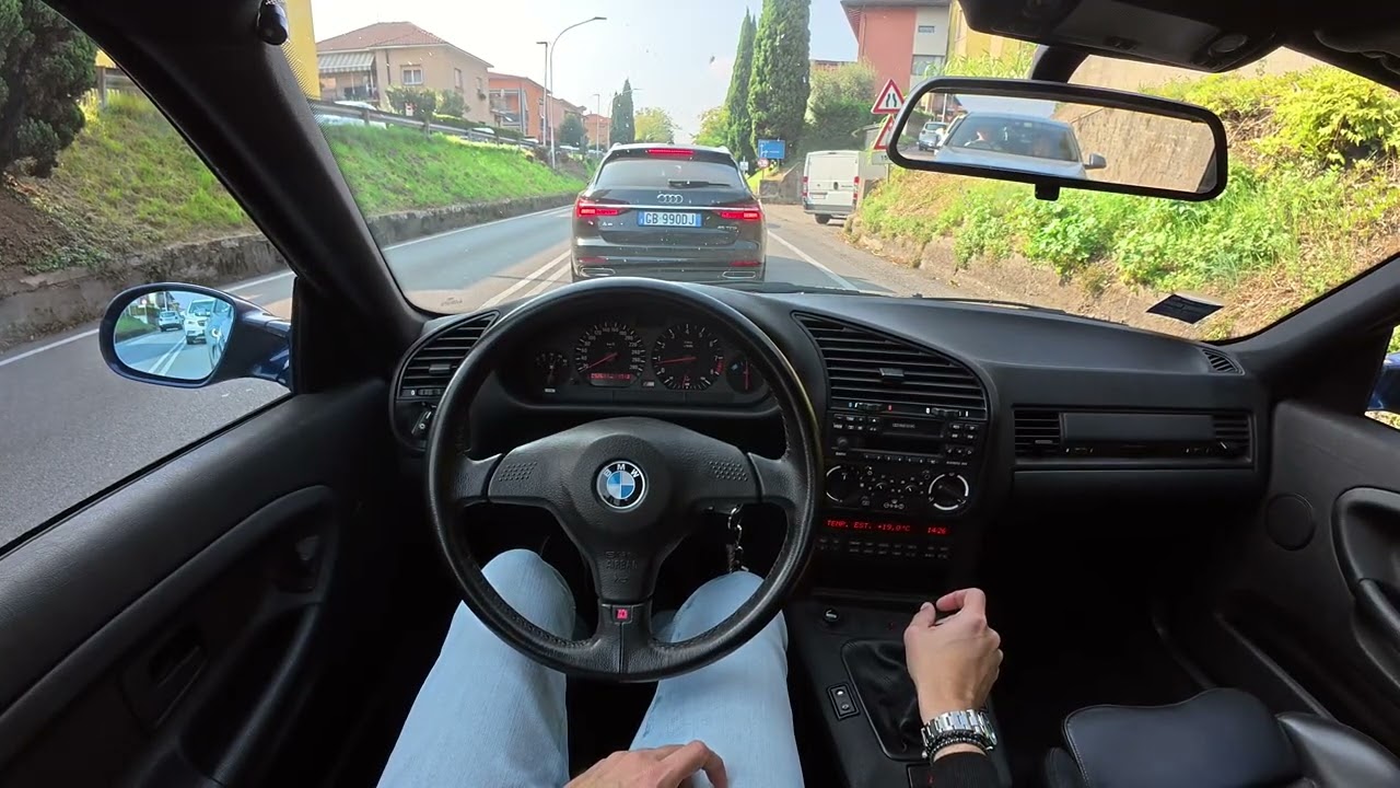POV - 1992 BMW M3 3.0 (E36) - Driving experience Bergamo toward Milano - ASMR