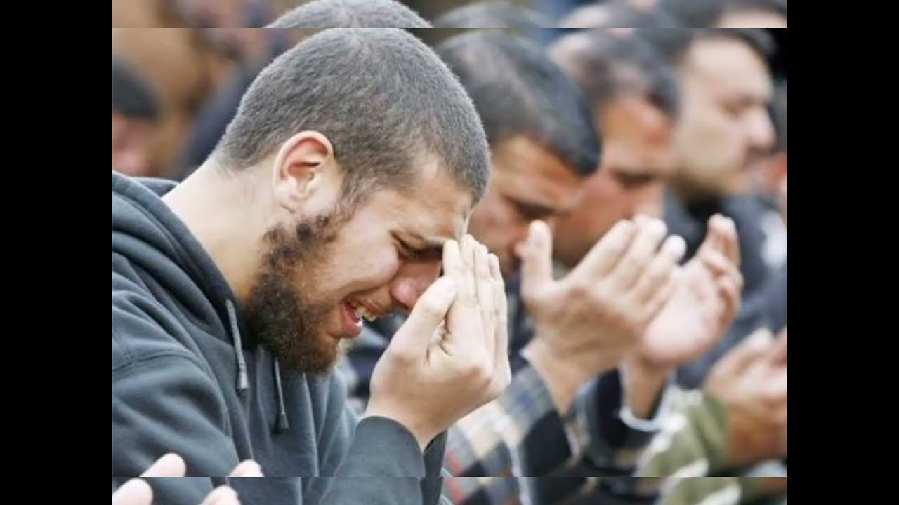 اللهم إني أشكو إليك ضعف قوتي وقلة حيلتي 😢😢 دعاء تخشع له القلوب وتذرف منه العيون ..... عمرو محيسن 