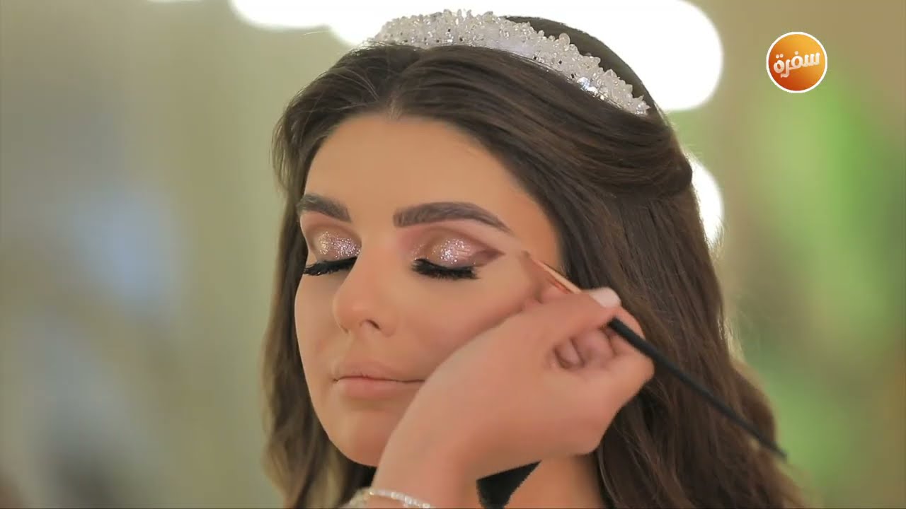 مكياج سريع وبسيط لو فرحك قرب من منى إسماعيل | هي وبس