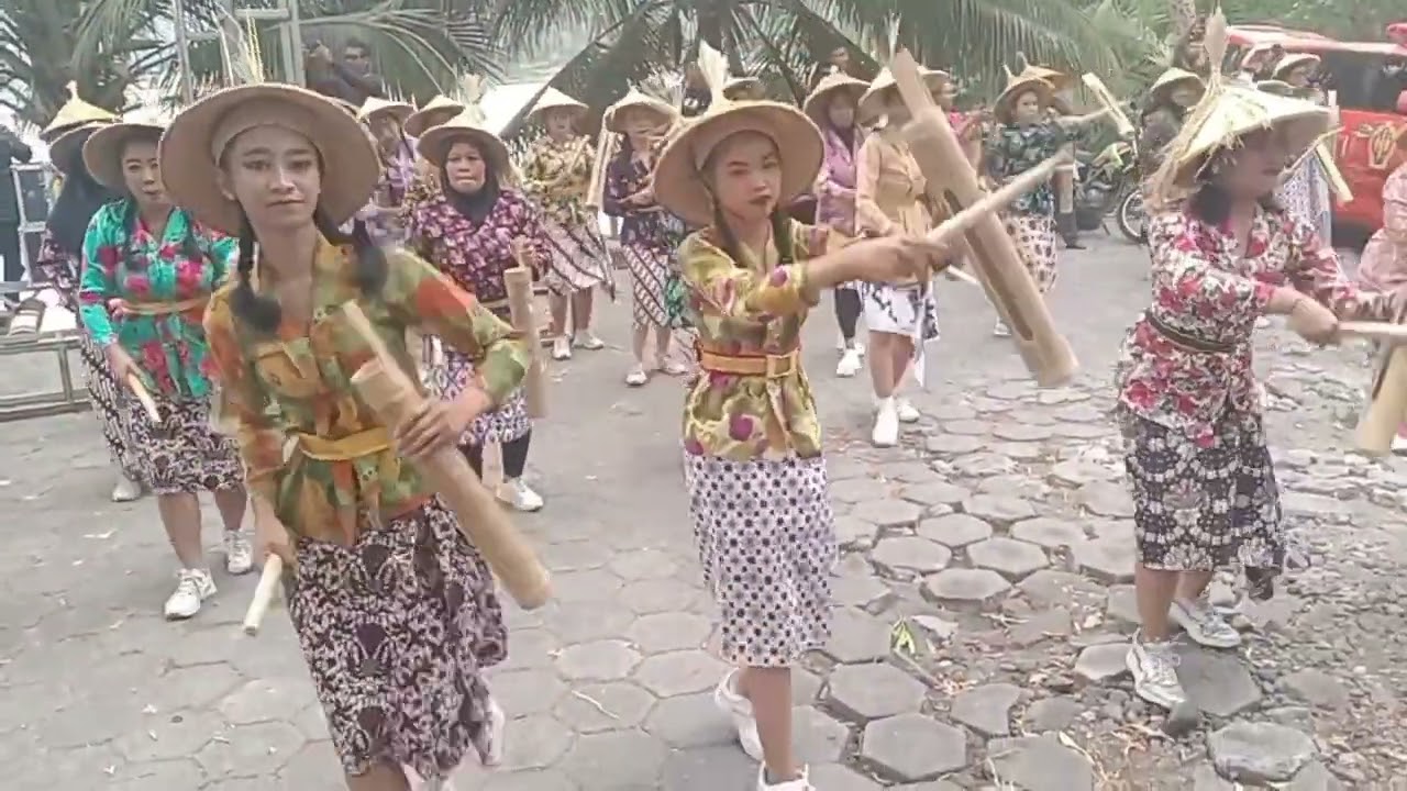 TARI KEMBUL MUMBUL FKY (FESTIVAL KEBUDAYAAN YOGYAKARTA) 2023