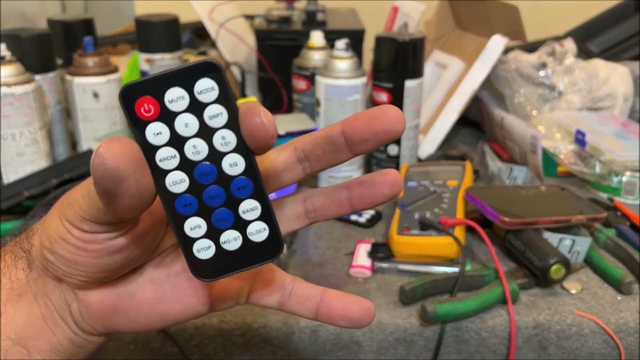 adding BLUETOOTH to an old classic RADIO without destroying it