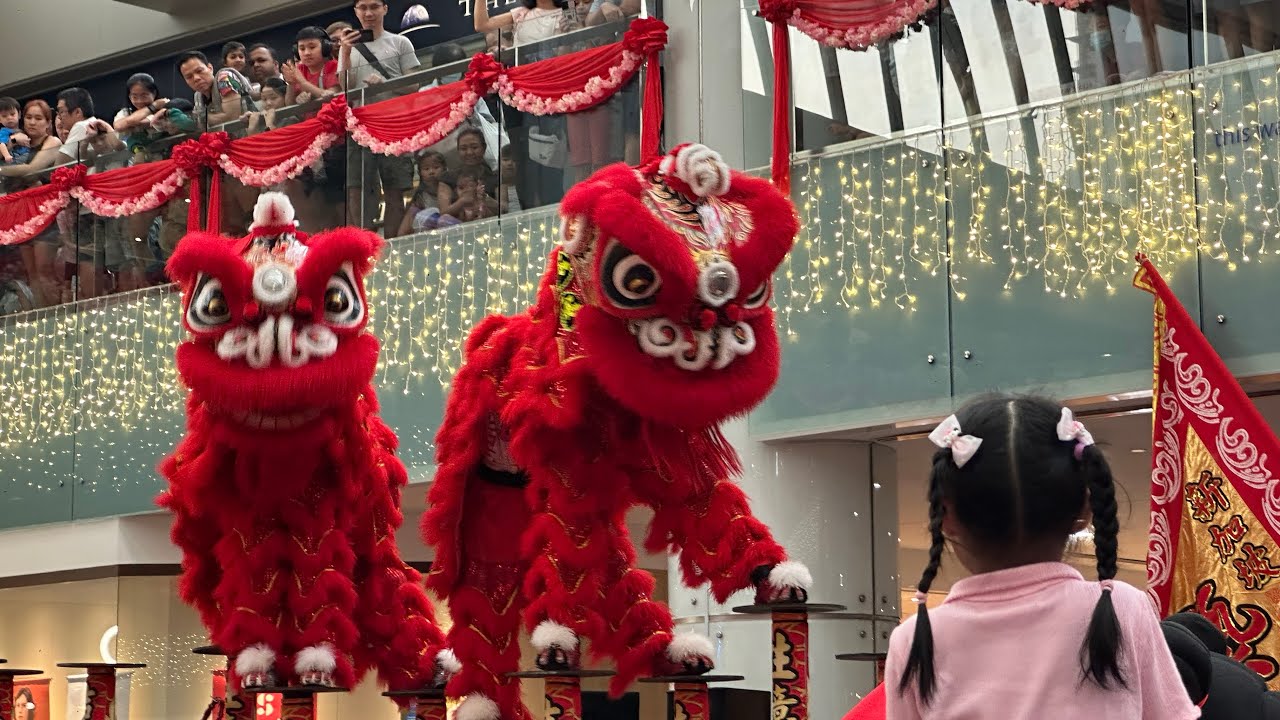 Lion dance marina square mall singapore