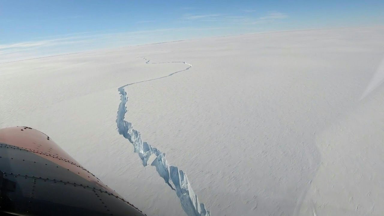 Iceberg gigante se separa na Antártida | AFP