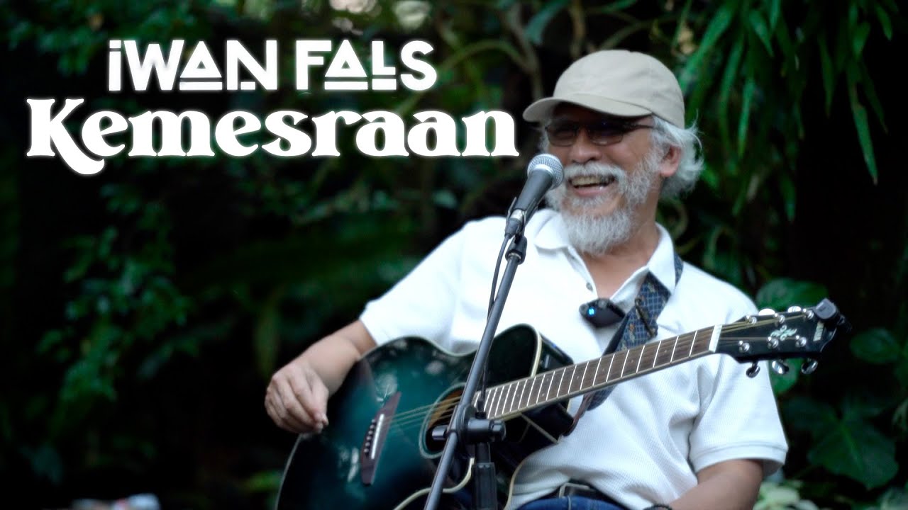 Iwan Fals - Kemesraan (Live Version)