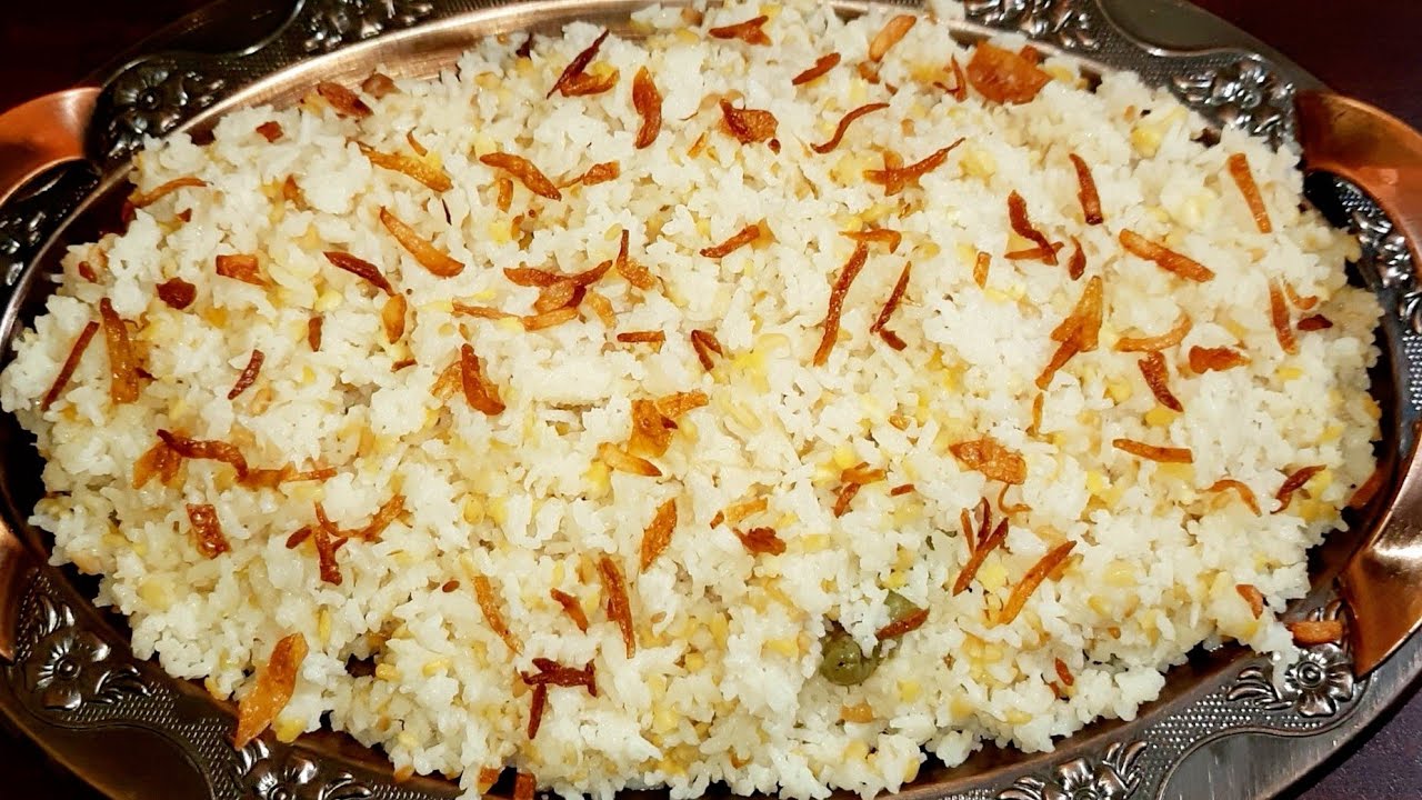 মুগ ডালের ঝরঝরে সাদা পোলাও//মুগ ডাল দিয়ে মজাদার পোলাও রান্নার সহজ রেসিপি-Easy Moong Dal Pulao Recipe