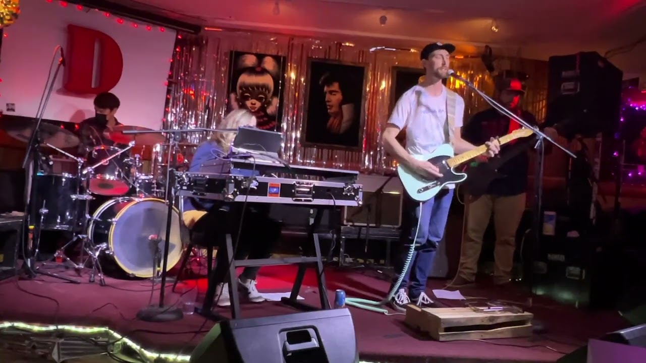 High Time - Live at Darrell's Tavern