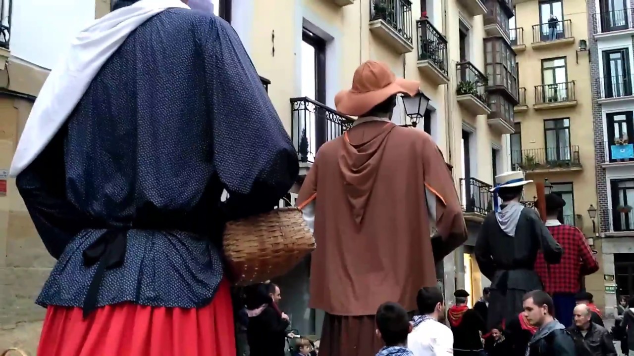 Pasacalles Gigantes San Sebastián Nochebuena 2016 Donosti