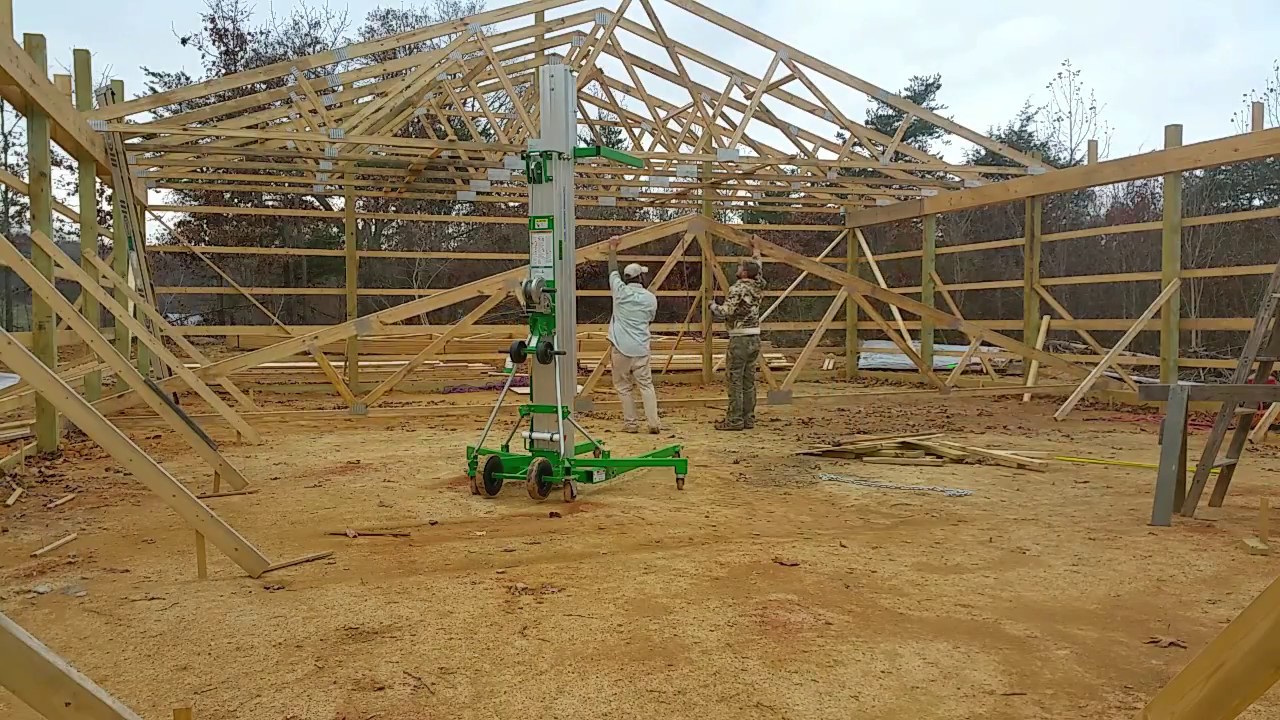 Raising A 40ft Truss With A Material Lift And 2 People!!!  DIY Budget Pole Barn Build