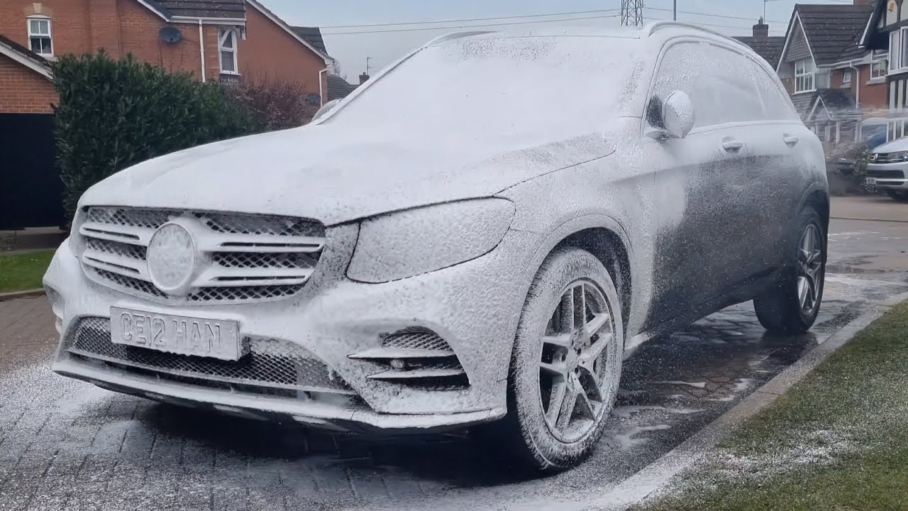 Full Exterior Detail Wash + 8 Weeks Protection Mercedes Benz GLC