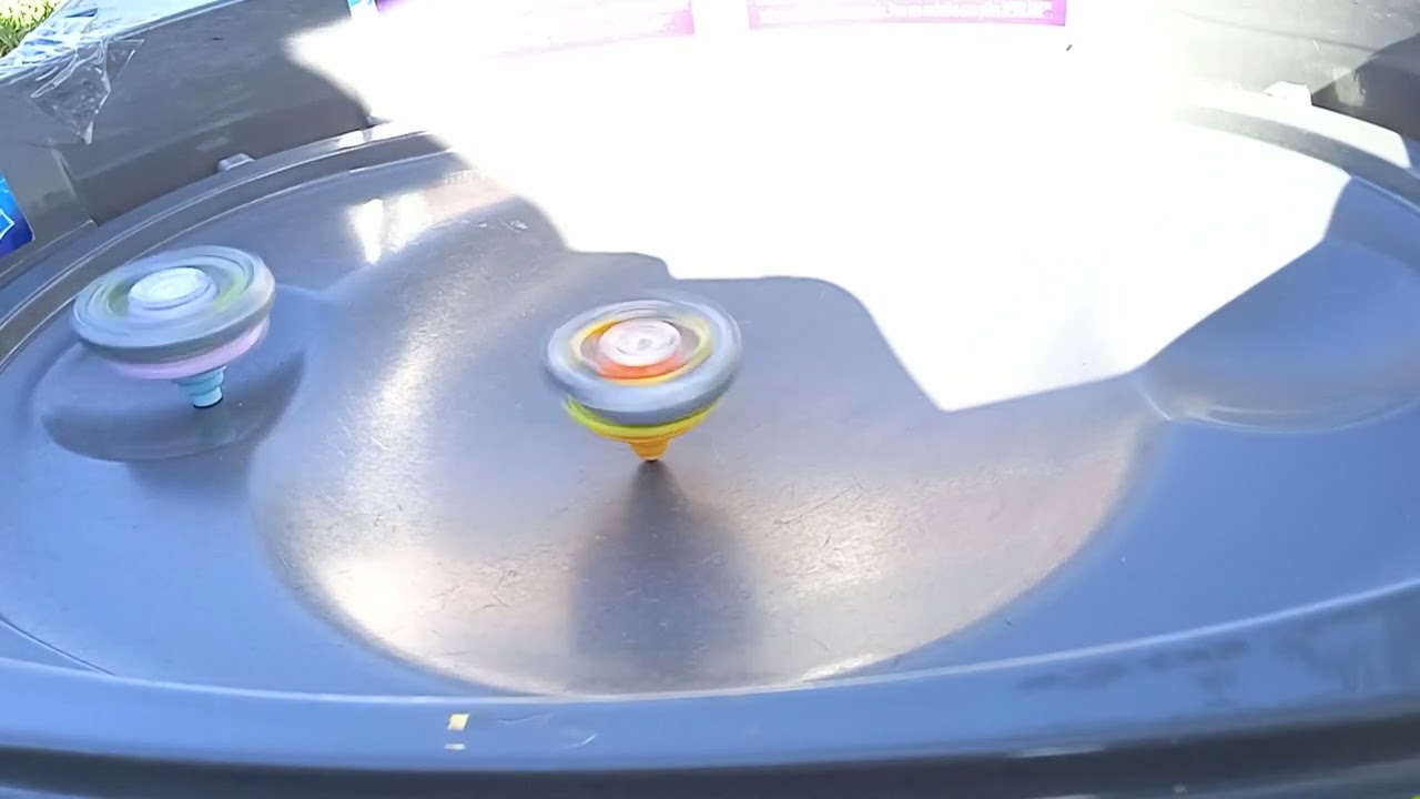 Beyblade X Sting Unicorn Recolor Rosado Vs Shark Edge Recolor Amarillo 
