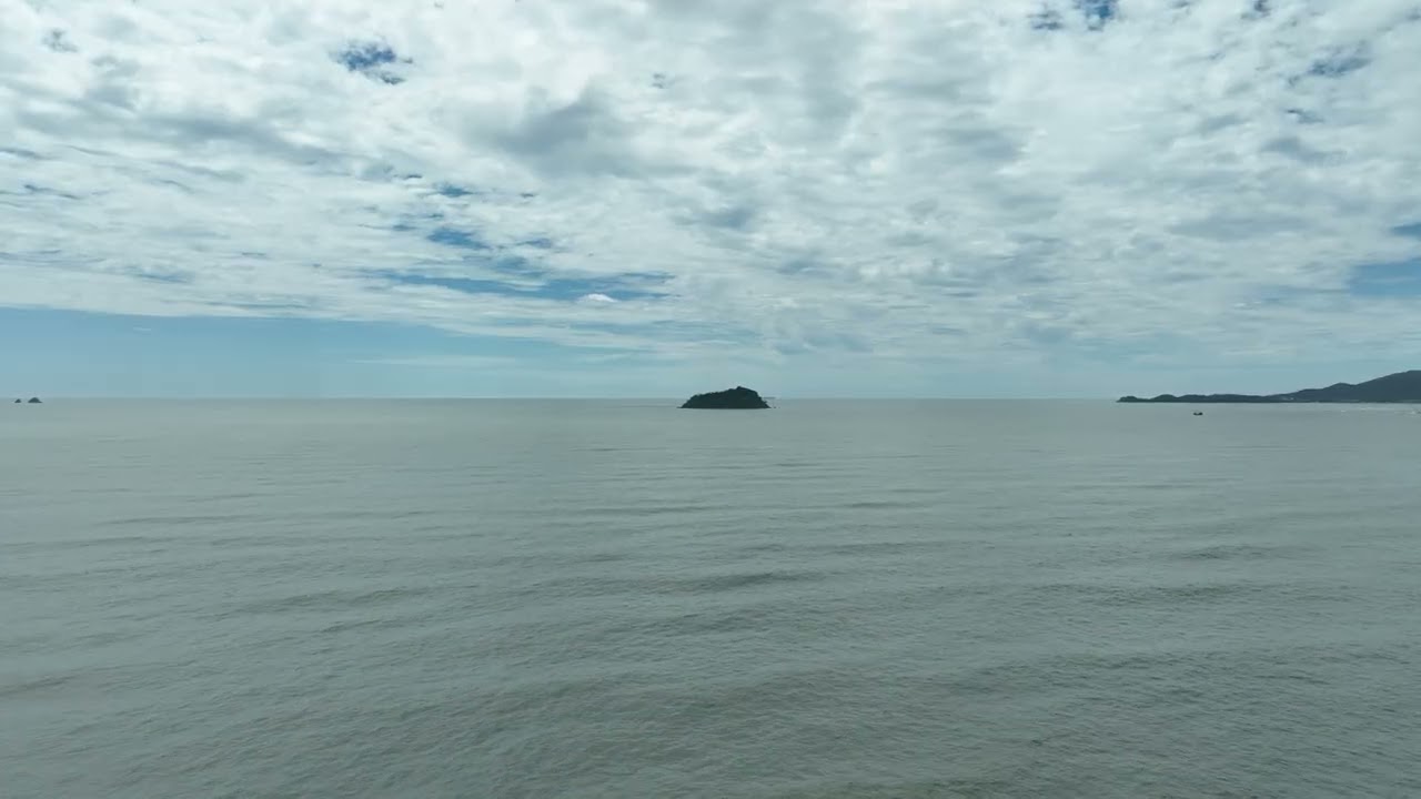 1° Voo Drone Dji Mavic 3 Classic, Litoral Balneário Piçarras/SC, Data 13/02/2026. 1° Parte.