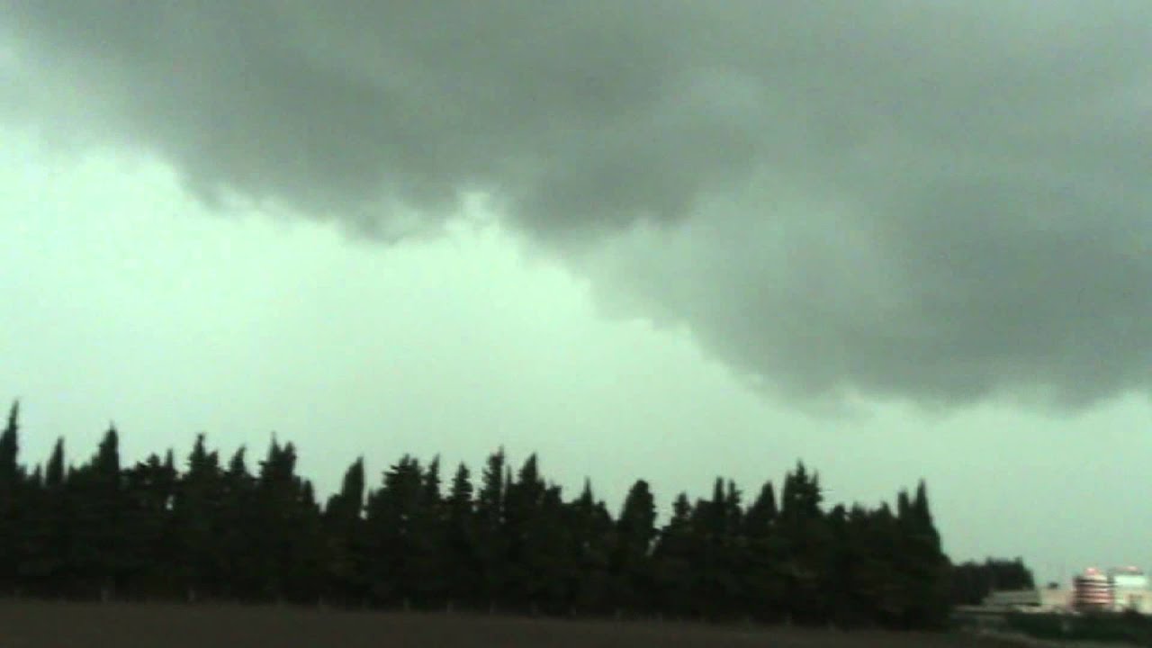 Linea de turbonada Málaga 19 Noviembre 2011