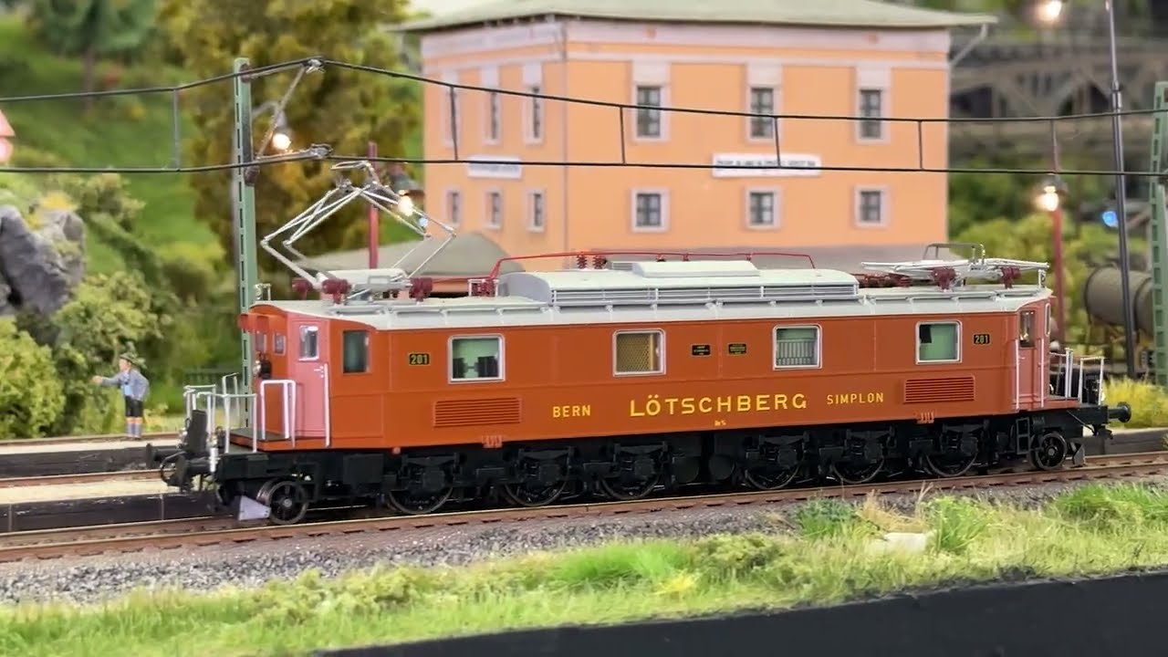 Новый электровоз Acme Swiss BLS Ae6/8 - Be6/8 со звуком
