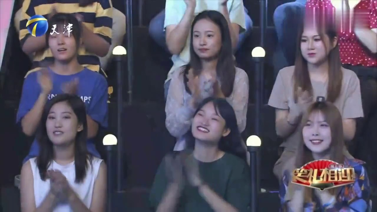 张天雷 李宾上演1分钟相声小段，成功脱颖而出丨笑礼相迎   西瓜视频
