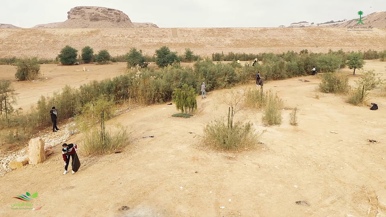 الحملة التطوعية لتنظيف وادي لبن