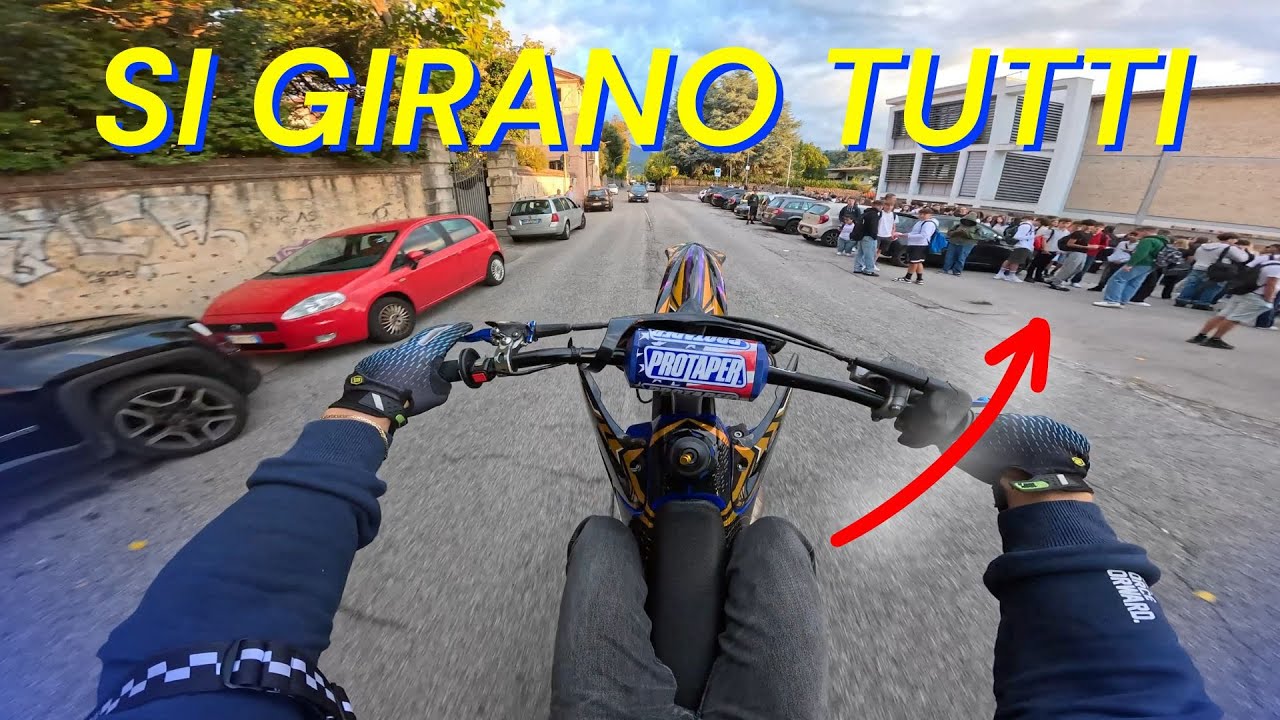 PRIMO GIORNO DI SCUOLA IN MOTO 🔥🚀| YZ 250 MOTARD