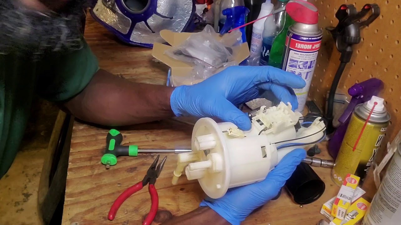 yamaha fuel pump removal.
