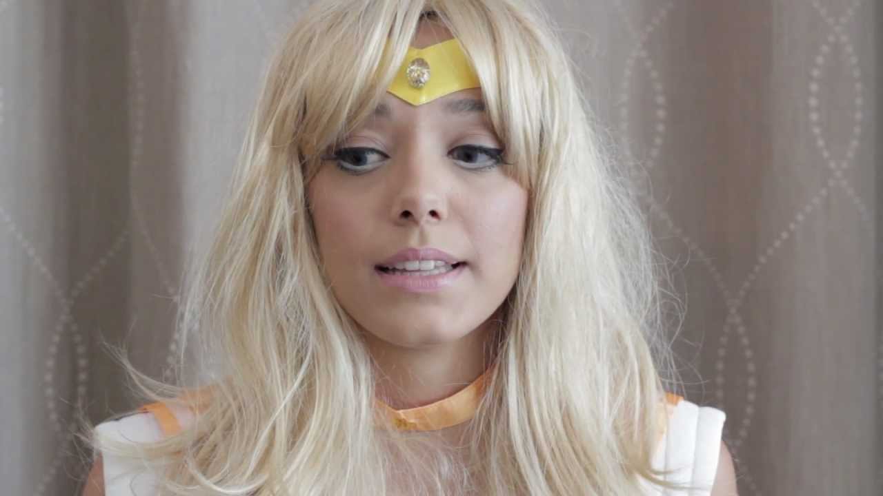 Sailor Venus make up tutorial