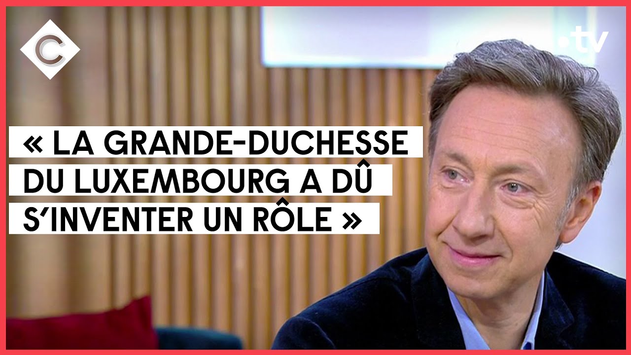 Invités : Stéphane Bern, Maria-Teresa de Luxembourg, Dorothée Lépine - C à vous - 09/11/2021