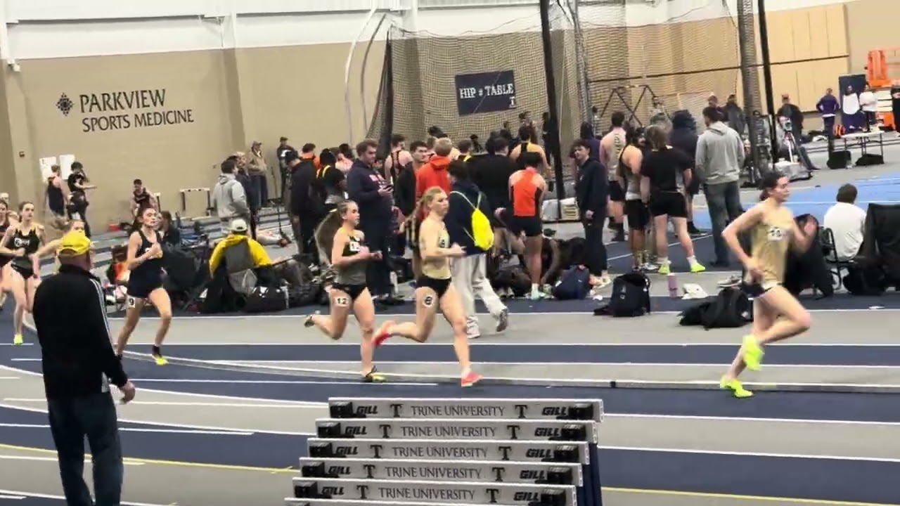 800 Trine University 6 Feb 2026. #shu #trackandfield #running #sports #athletics #naiatrack 
