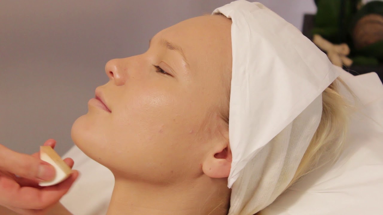 Video tutoriel formation CAP Esthétique:  Maquillage Le teint