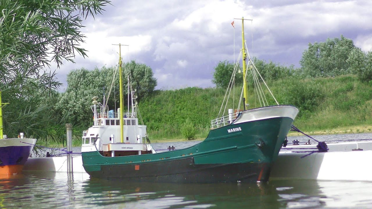 RC Boote & Schiffe in Wanderup / RC Boats & Ships / Yachts, Freighters, Sailing boats, naval ships