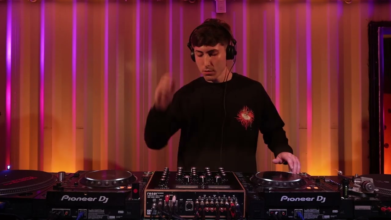 AURE @Colonia_Radio  - 9 de Enero de 2026 ft. Mirror x Reboot