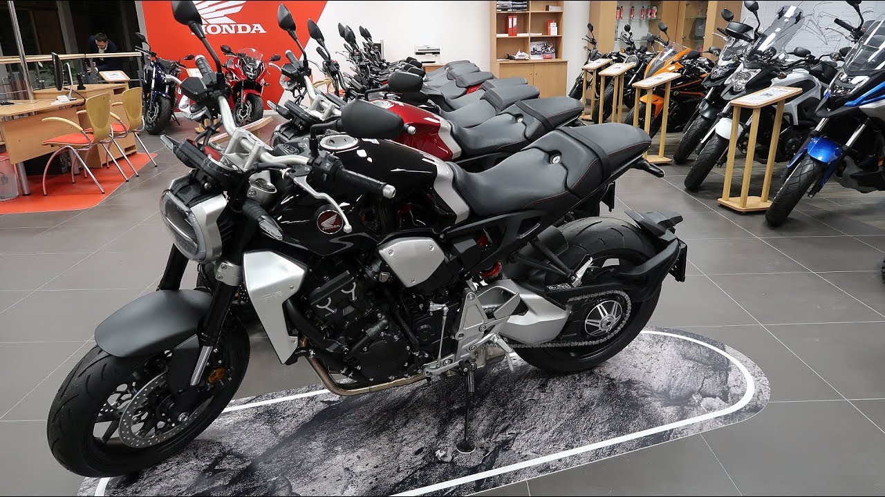 Uroczyste otwarcie salonu motocyklowego - Honda Arher - Krak&oacute;w 26.10.2018