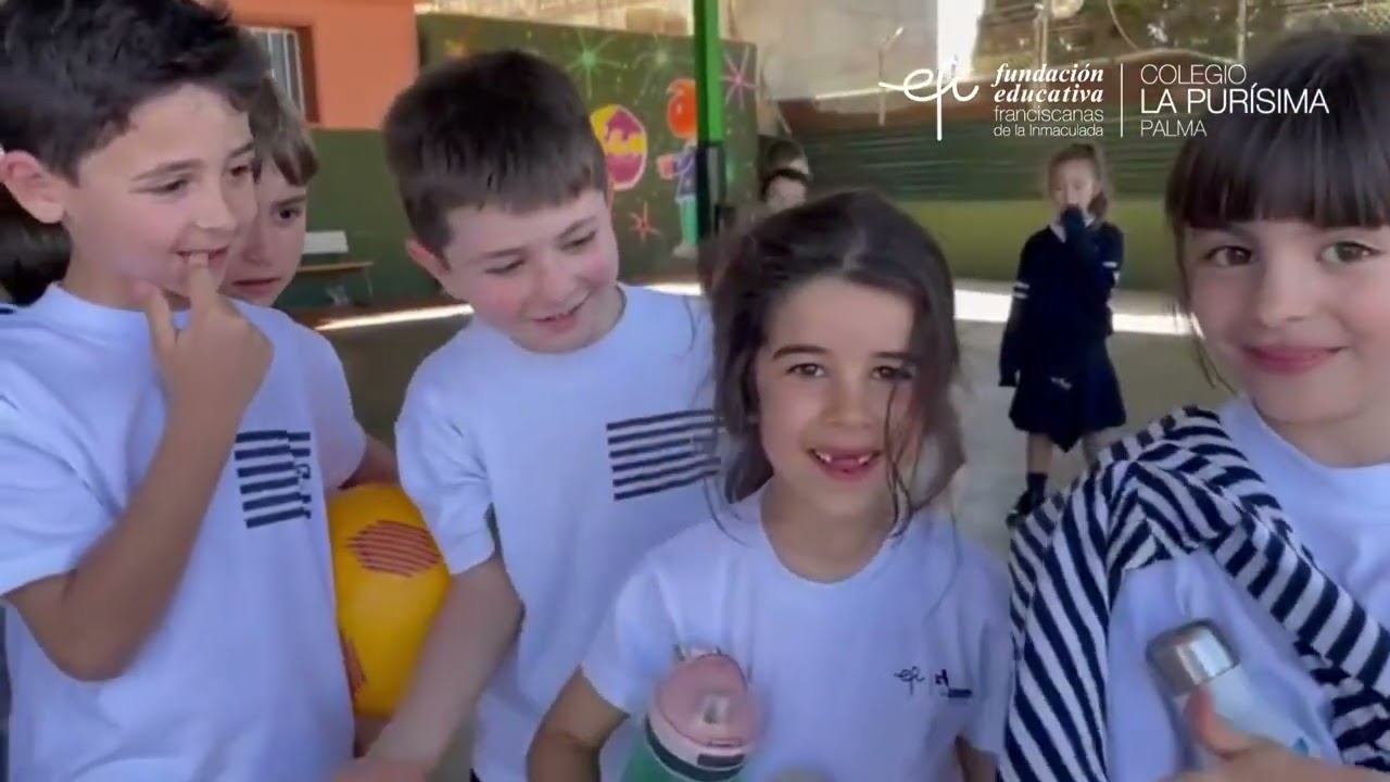 DÍA INTERNACIONAL DEL BESO - COLEGIO LA PURÍSIMA