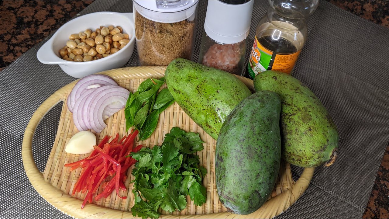 How to Make Best Green Mango Salad - Thai Style...🤤!! Kerabu Mangga // Thailand Street Food