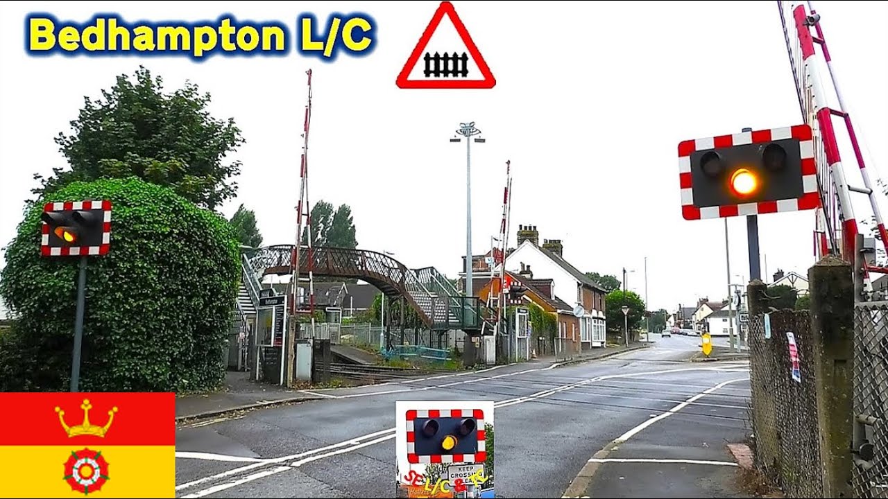 Bedhampton Level Crossing, Hampshire