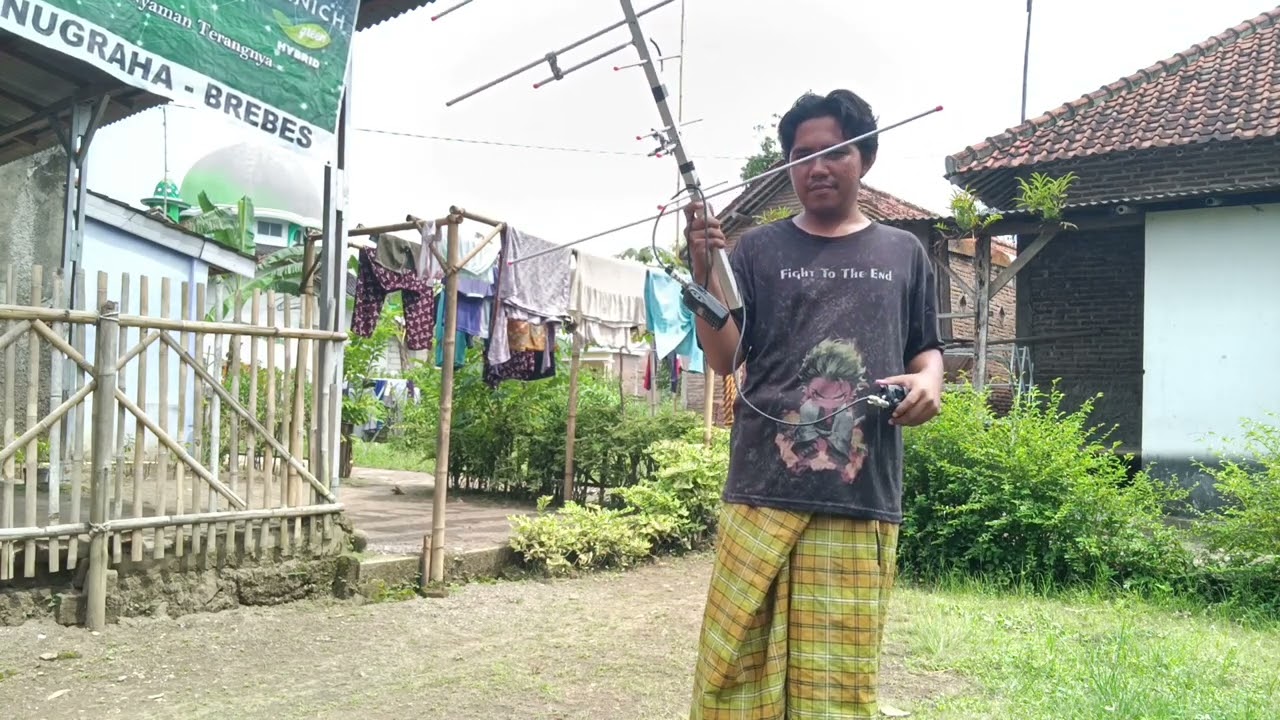Cuma pakai ht bisa menembus pulau? Ini dia Komunikasi melalui satelit ISS, 