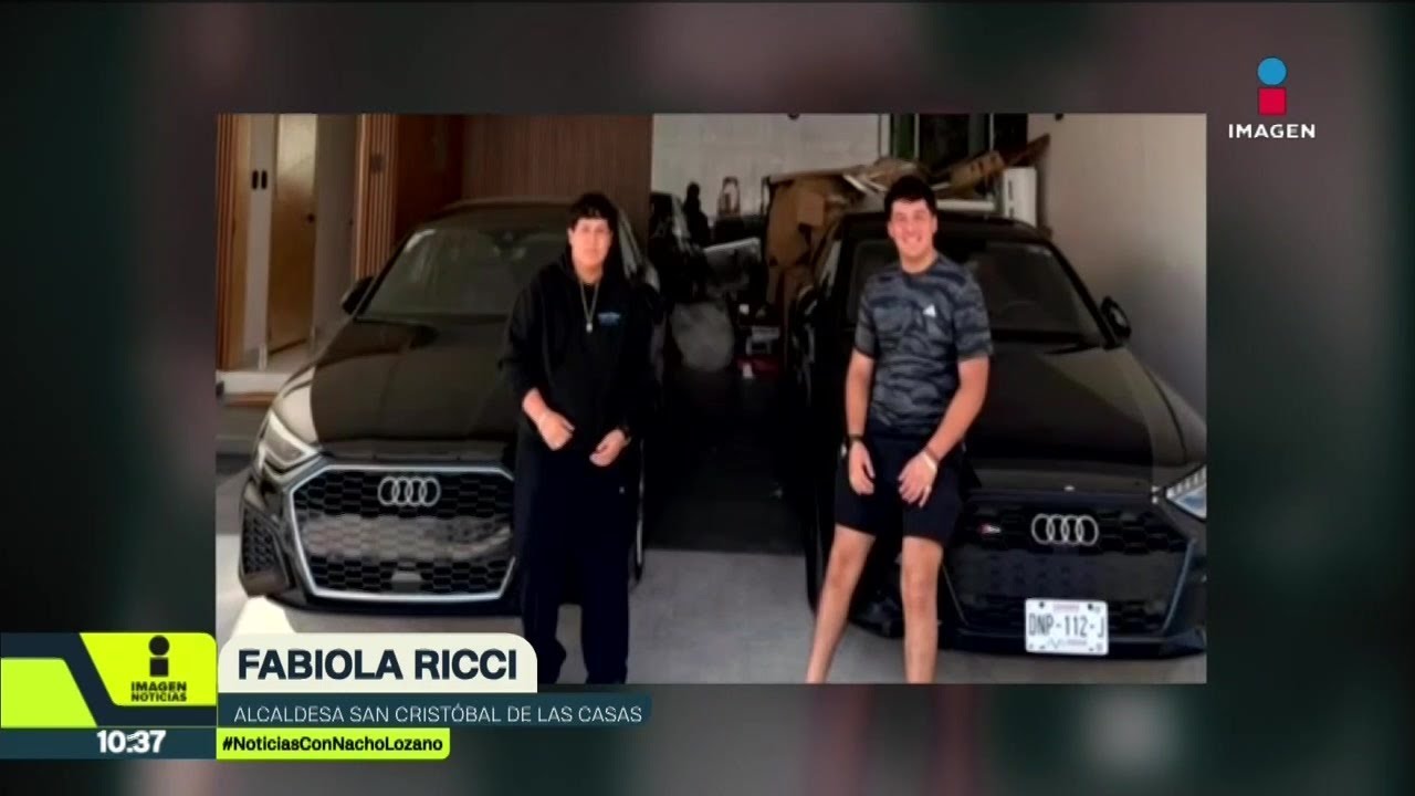Hijos de la alcaldesa de San Cristóbal de las Casas, Chiapas, presumen autos de lujo
